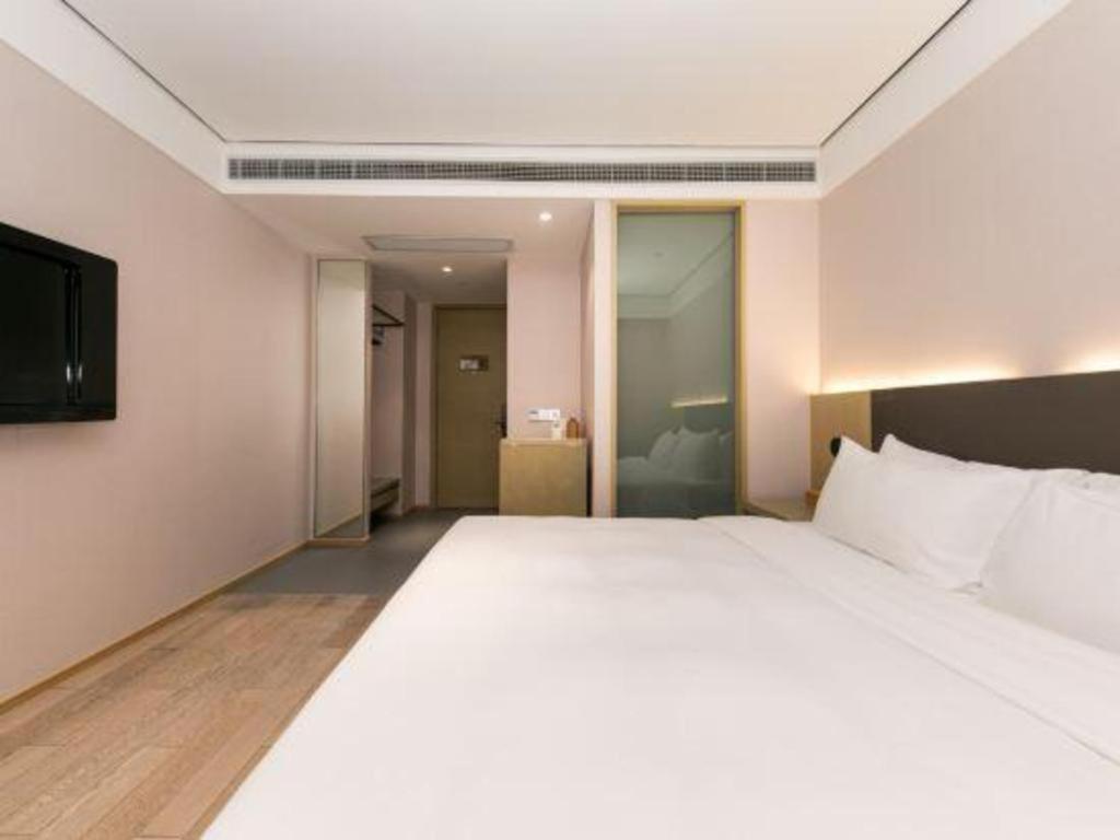 Ji Lujiazui Pudong Avenue Hotel 4*
